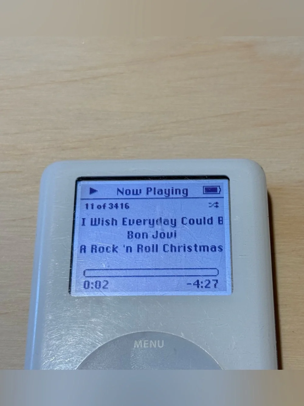 iPod 4thGen Model:MP102 20GB White Tested Good Battery w/3416Song-Charg Read Blw